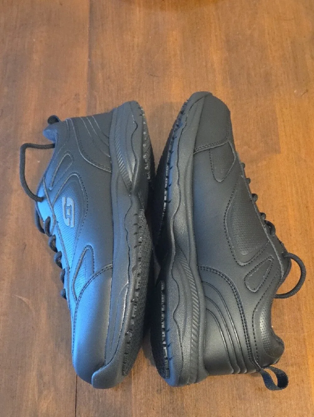 Skechers Black Lace-Up Women's Relaxed Fit Sneakers